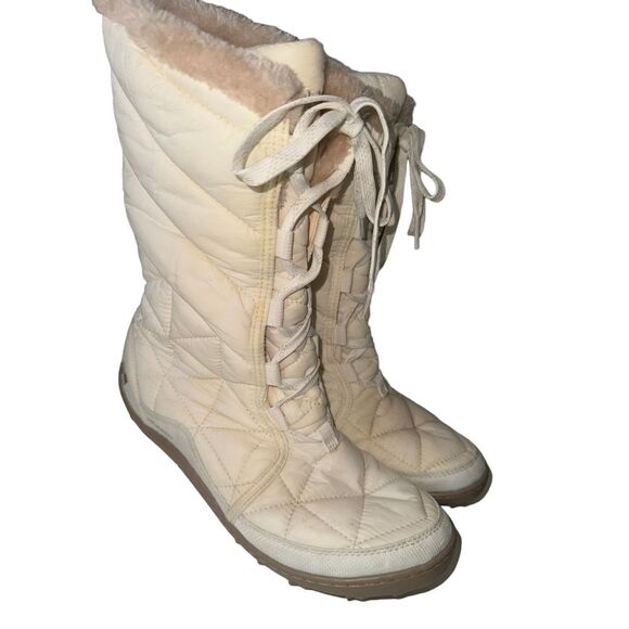 Columbia 200 Gram Omni Grip Waterproof Quilted Boots Ivory Puffer‎ Size 8.5 - Picture 1 of 7